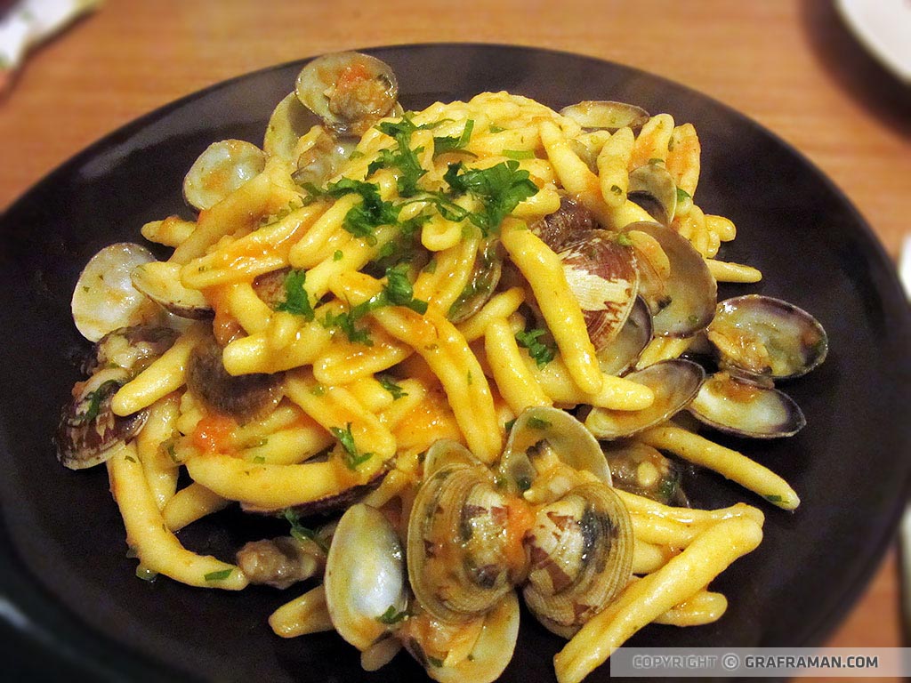 Fusilli con zucca e vongole