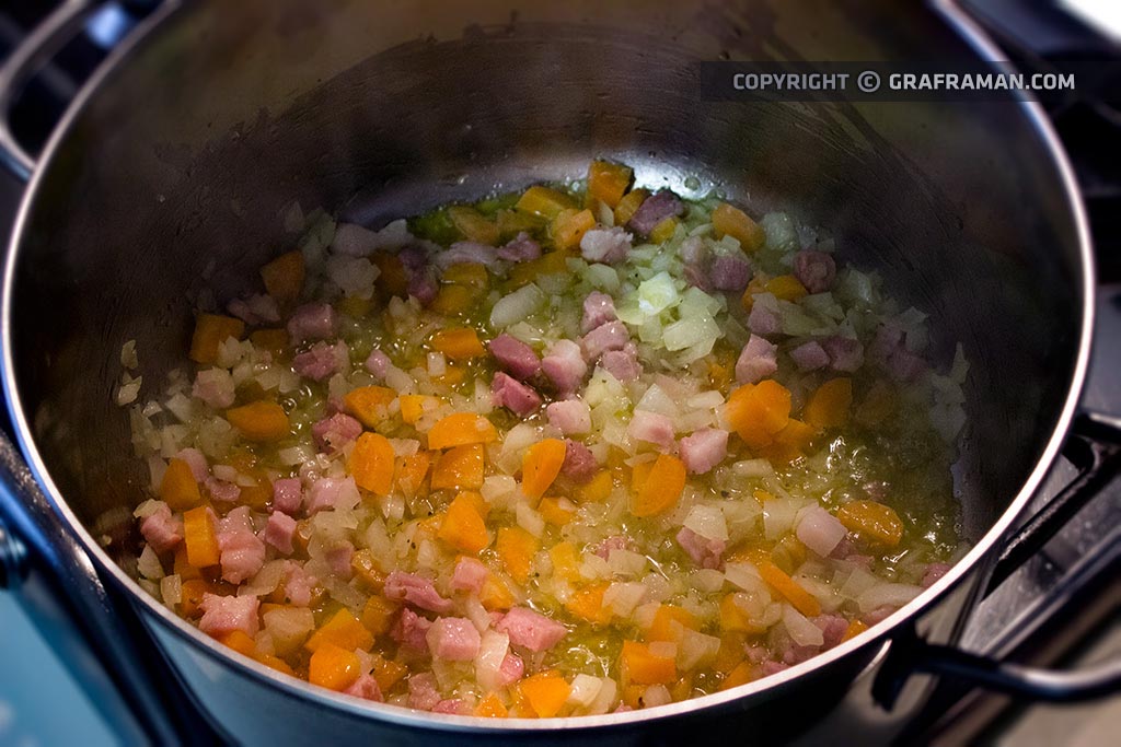 Minestra di piselli e patate