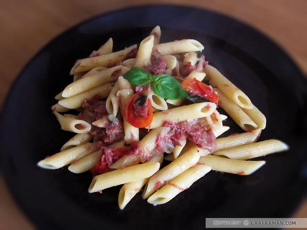 Penne rigate con simmenthal