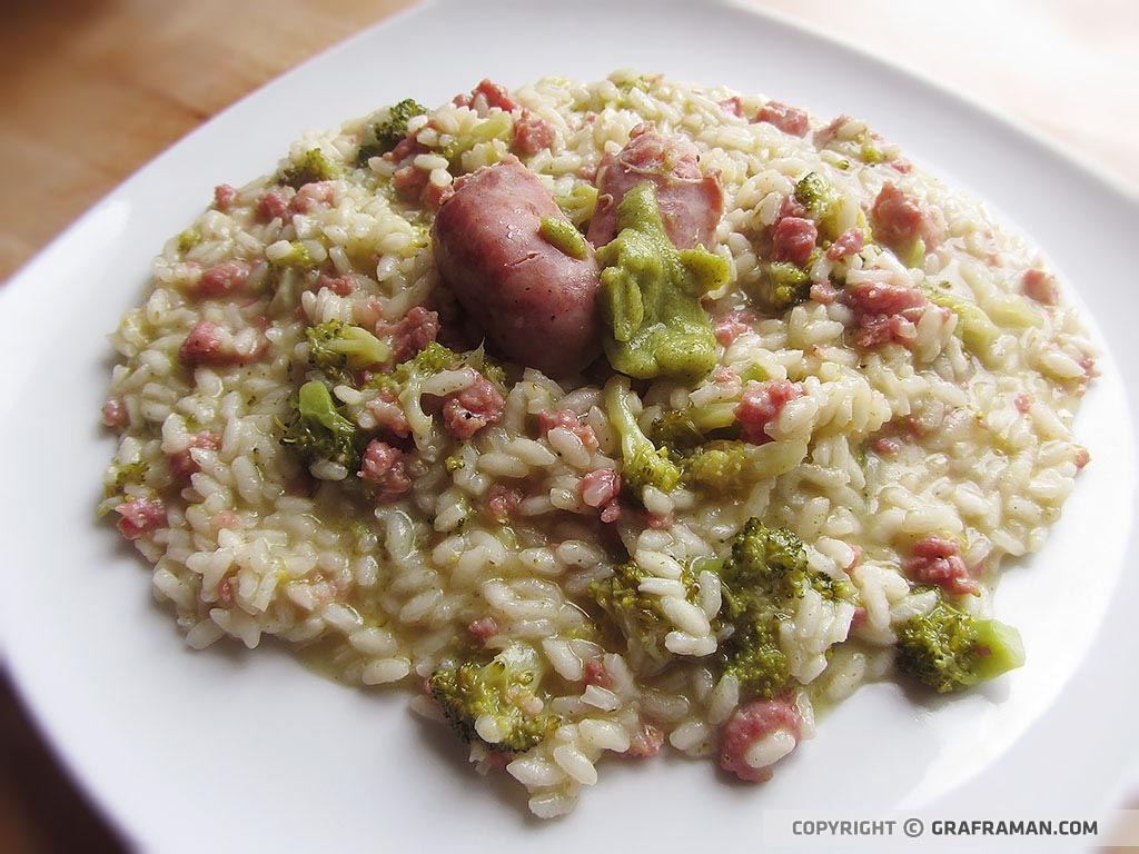 Risotto con salsiccia e broccoletti