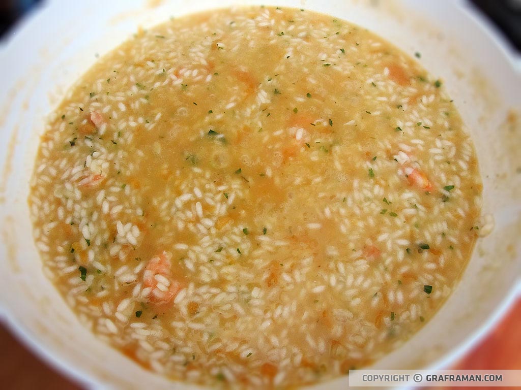 Risotto alla zucca mantecato con gorgonzola e gamberi croccanti