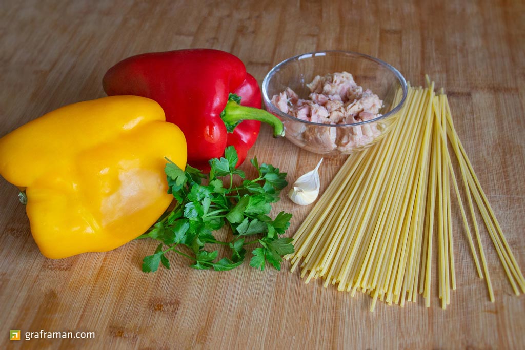 Spaghetti tonno e peperoni