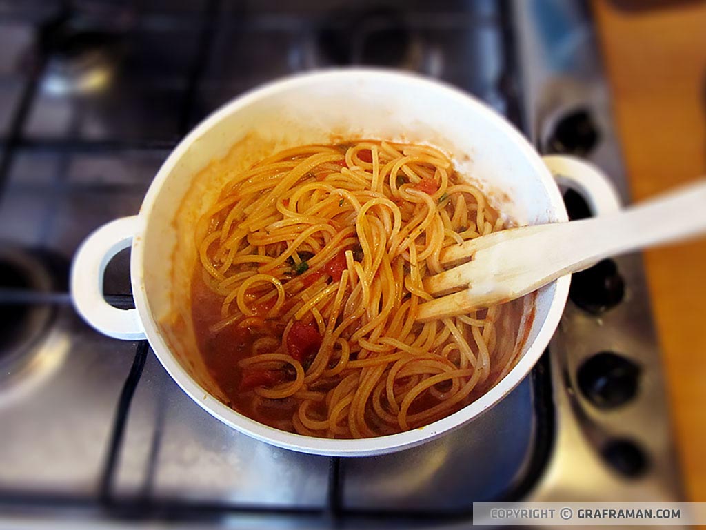 Spaghetti al sugo di ''purpetiell' affugat''