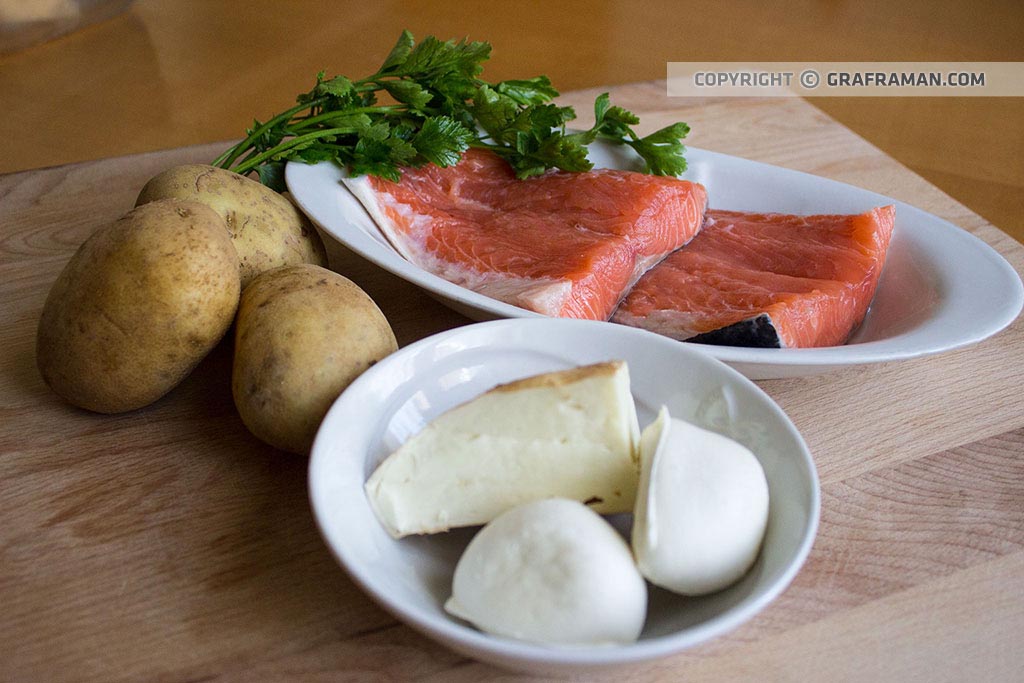 Tegamino di salmone, patate e provola