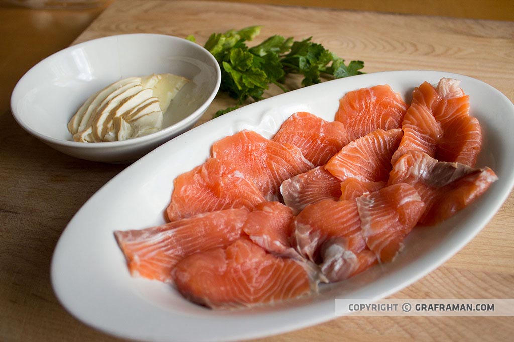 Tegamino di salmone, patate e provola