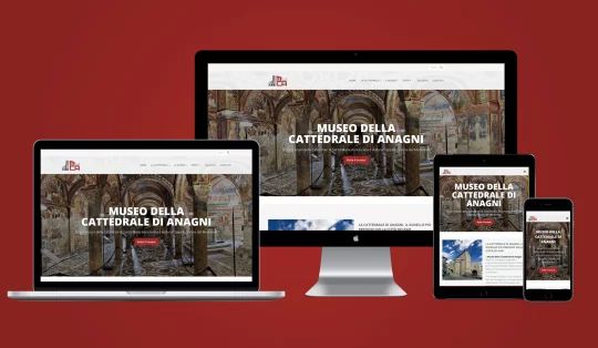 La Homepage vista su dispositivi diversi
